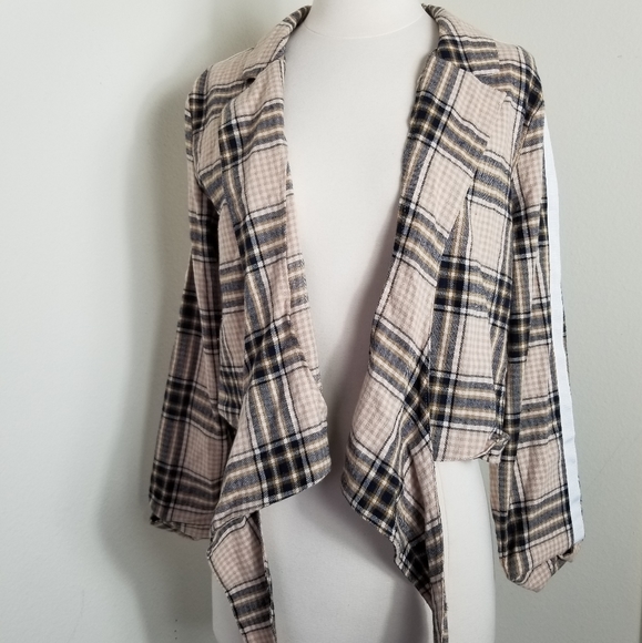 Maniere De Voir Tops - Maniere De Voir Plaid Tie-Front Crop Top
